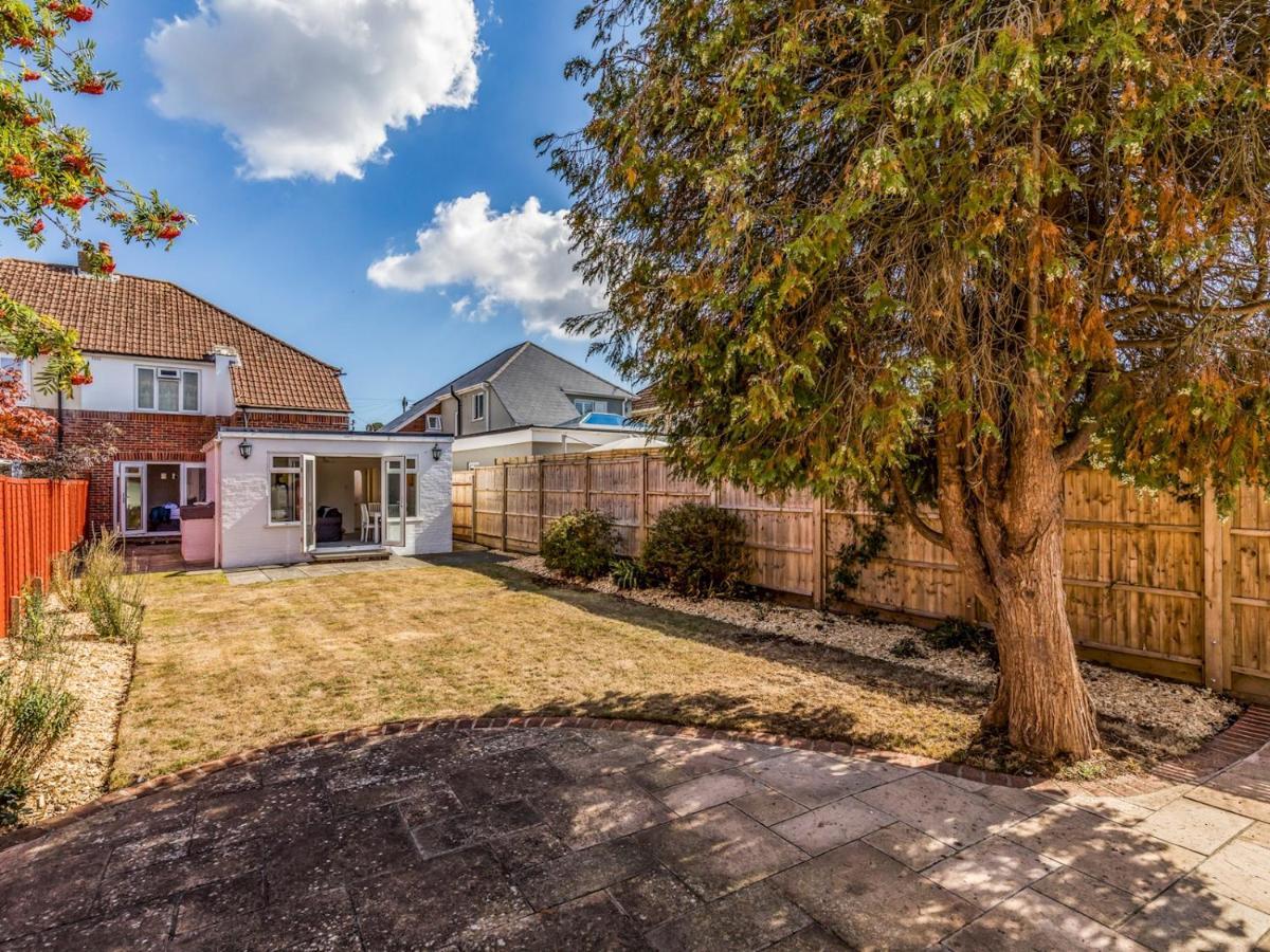 Pass The Keys Lovely Ground Floor Flat With Large Garden Chichester Exterior photo