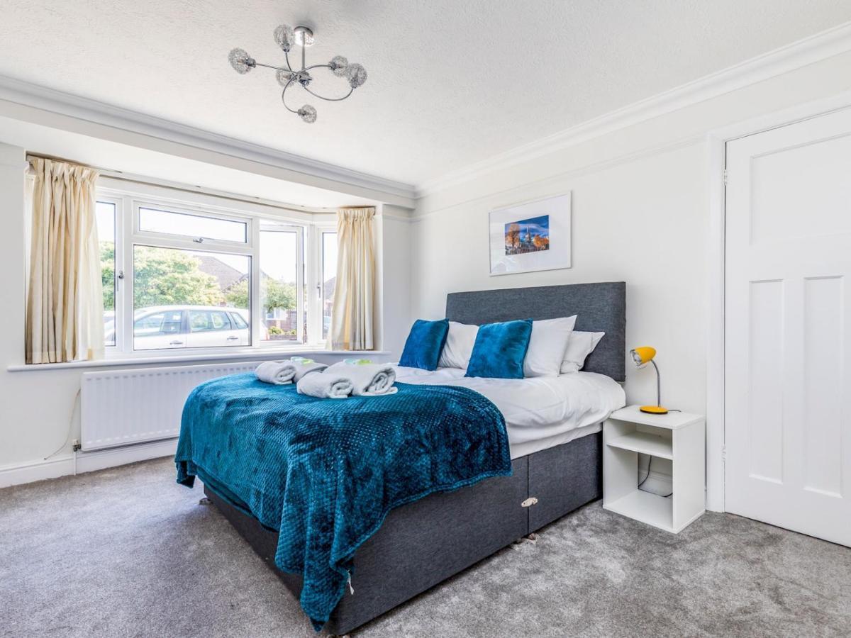 Pass The Keys Lovely Ground Floor Flat With Large Garden Chichester Exterior photo